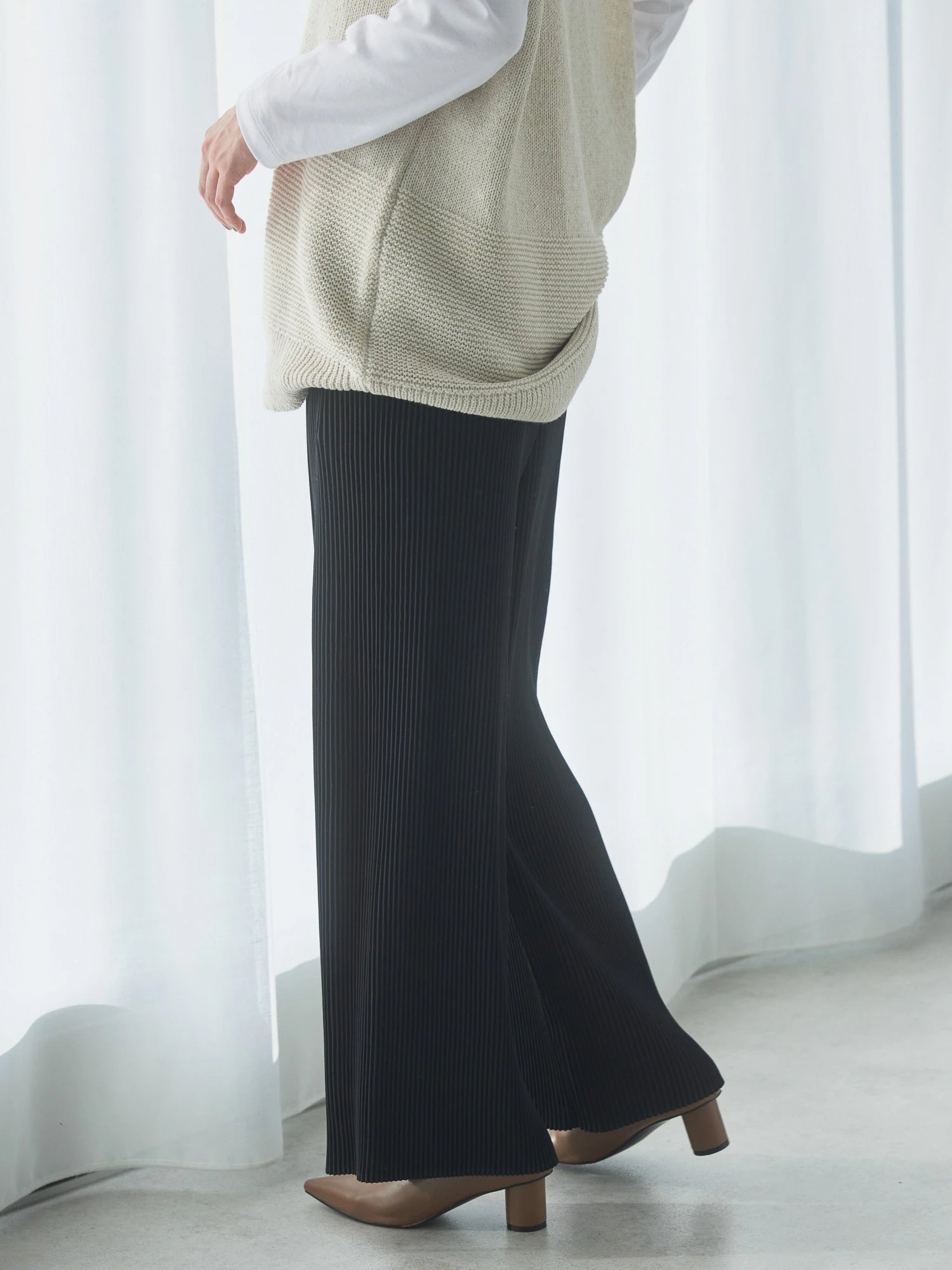 Uno Pleated Wide Pants - American Holic