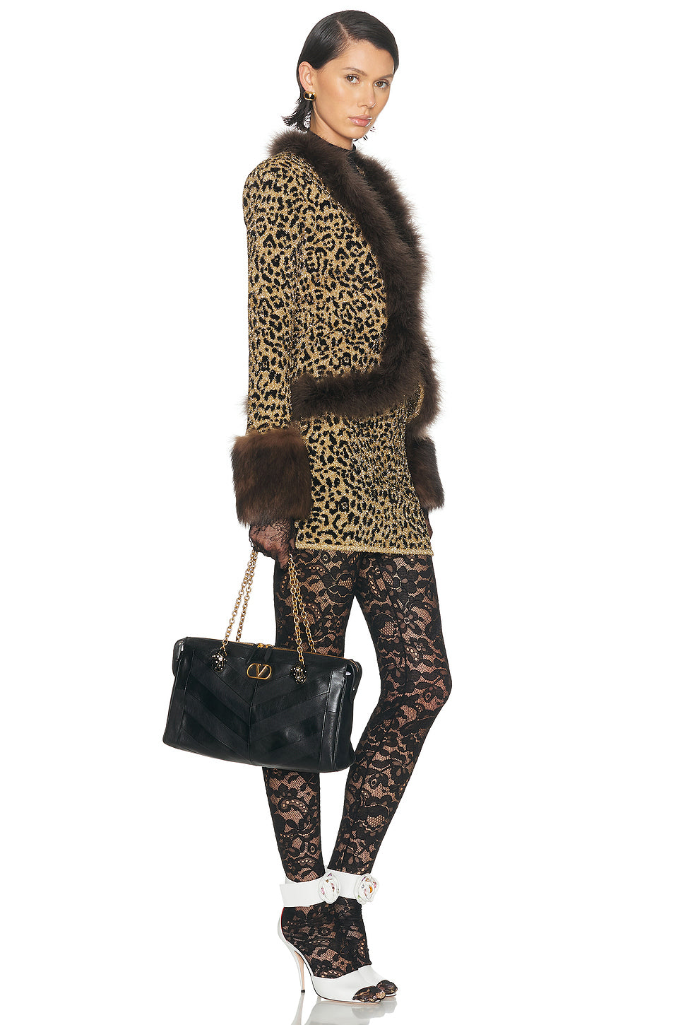 Growl Medium Tote Bag