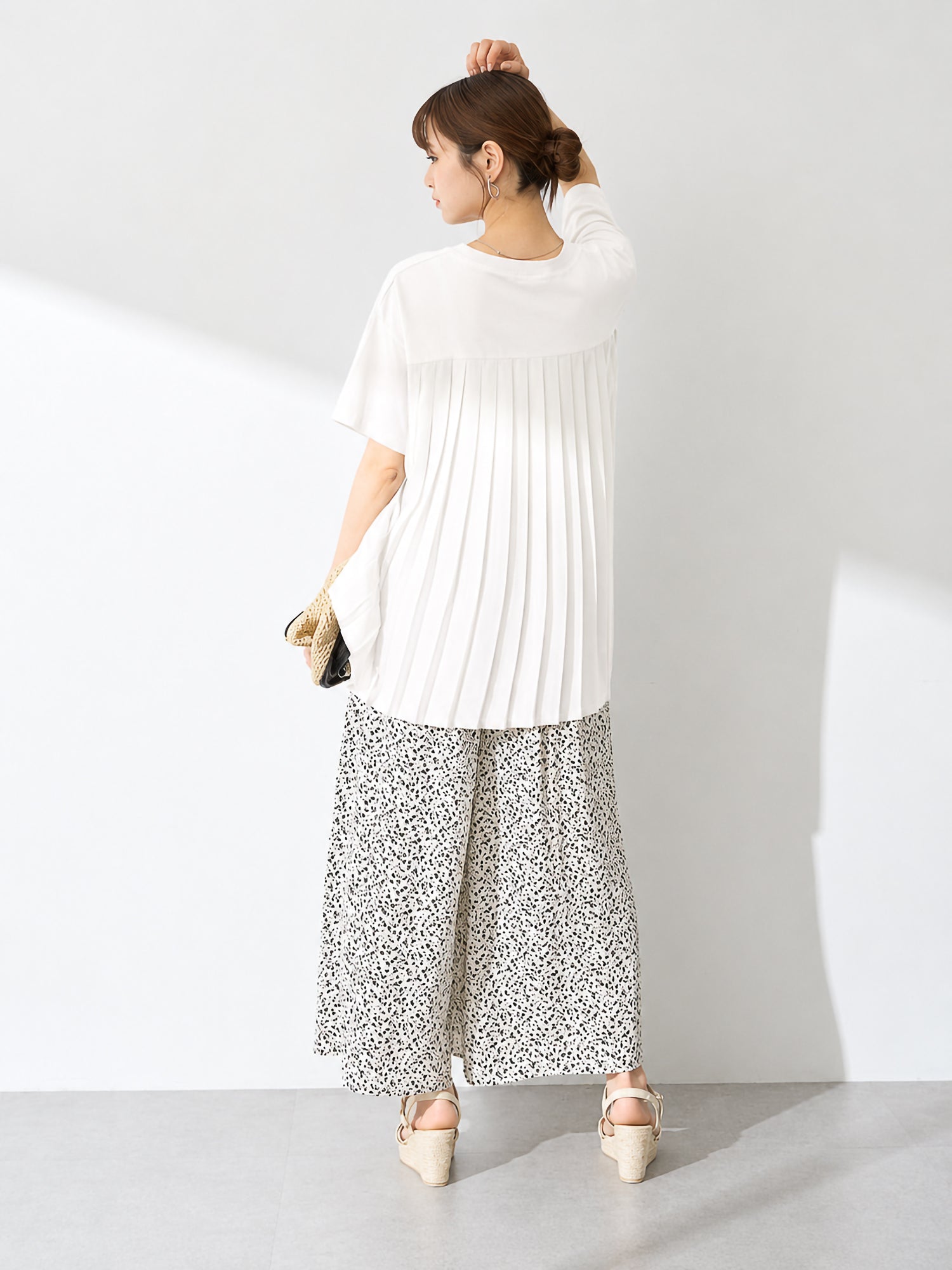 Watami Back Pleated Docking Tee