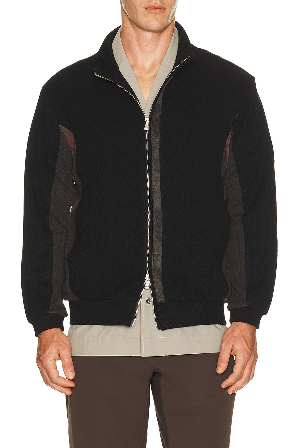 Ep.9 01 Jersey Inblack & Brown