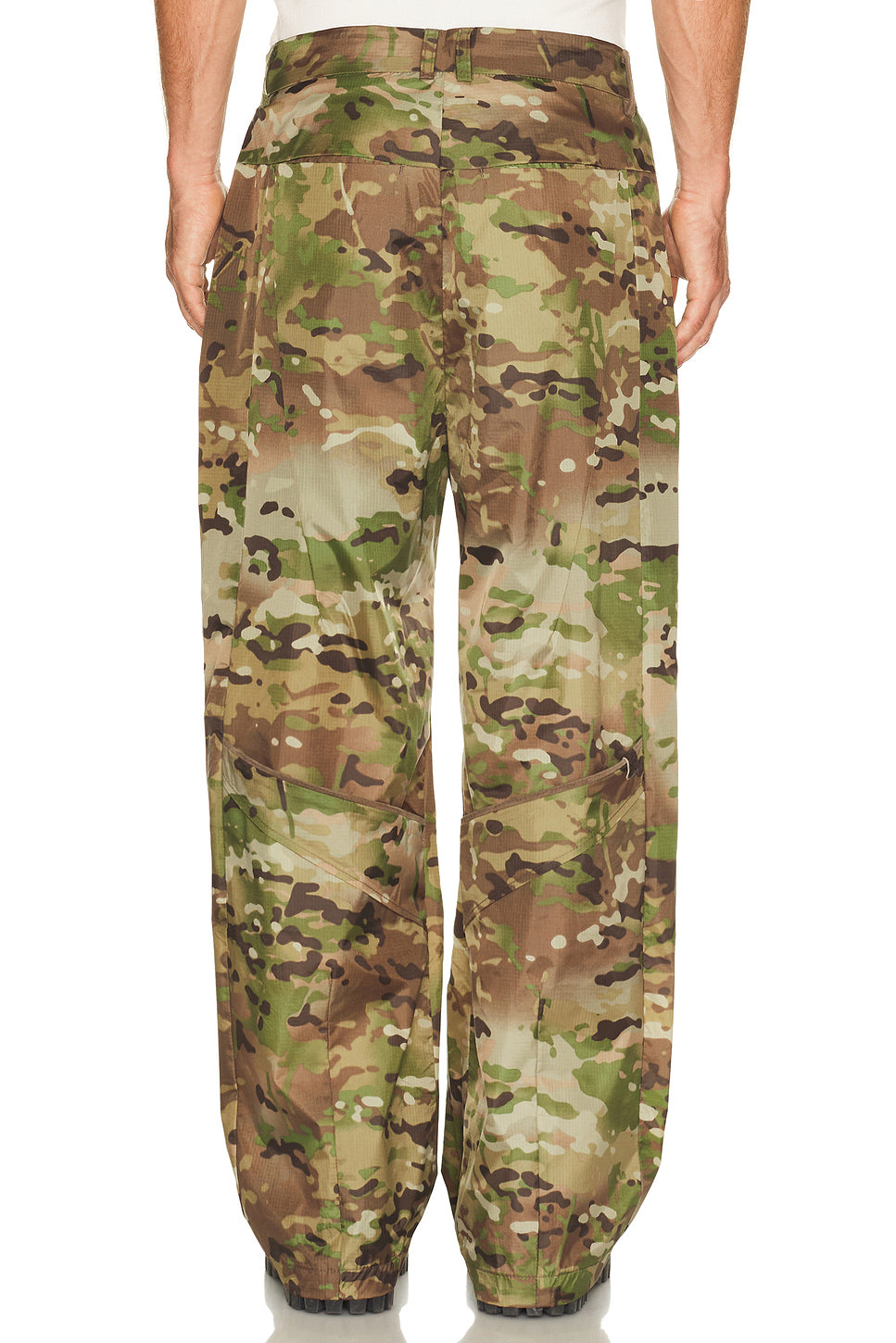 Ep.9 01 Trousers