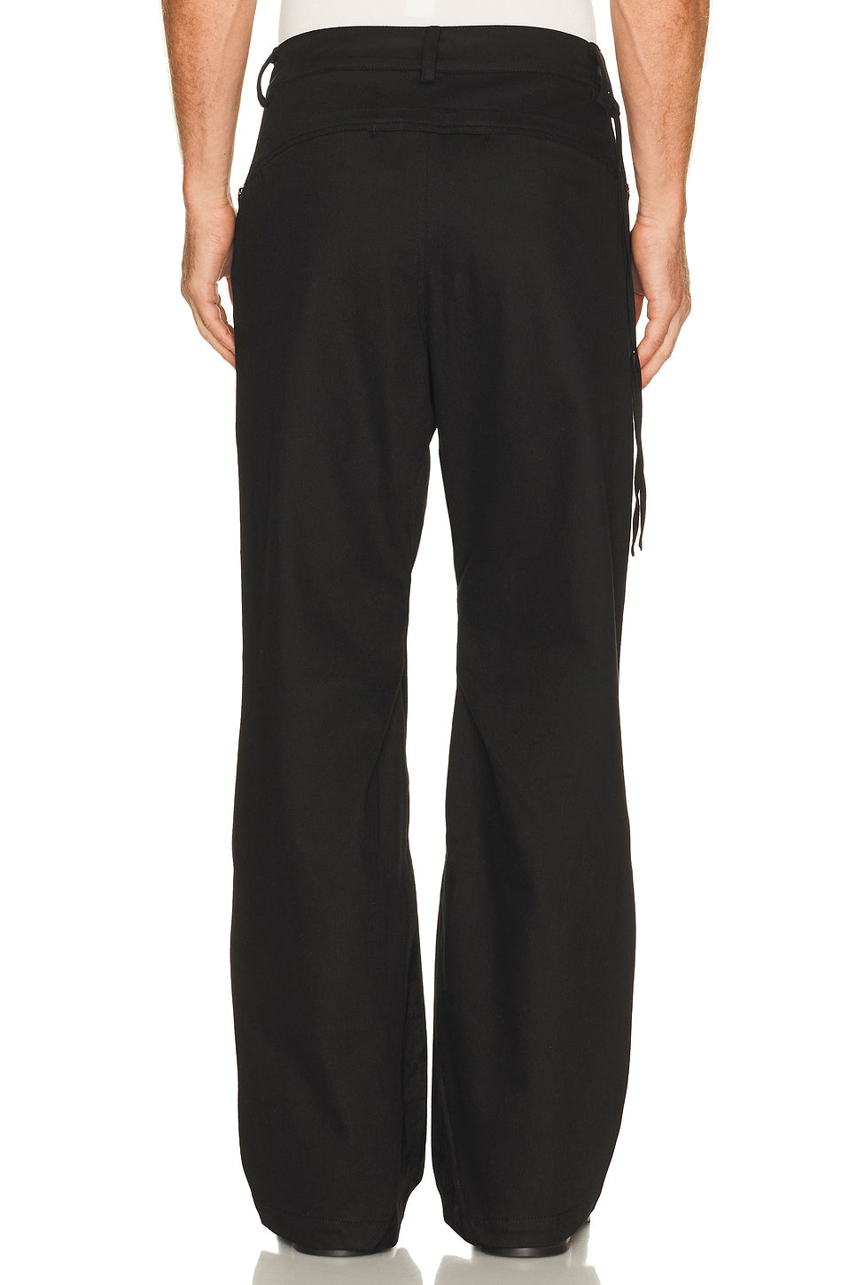 Ep.9 02 Trousers