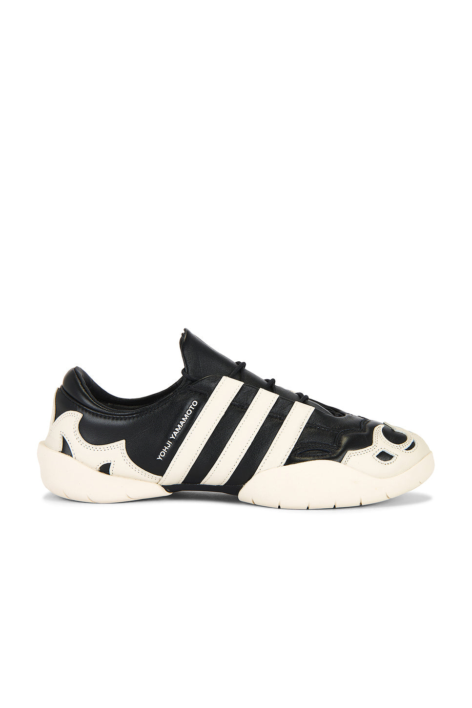 Regu 2002 Sneaker