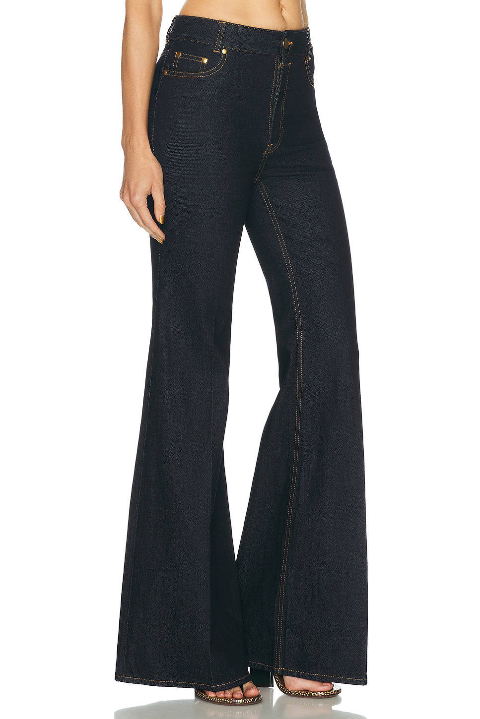 Slim Flare Leg
