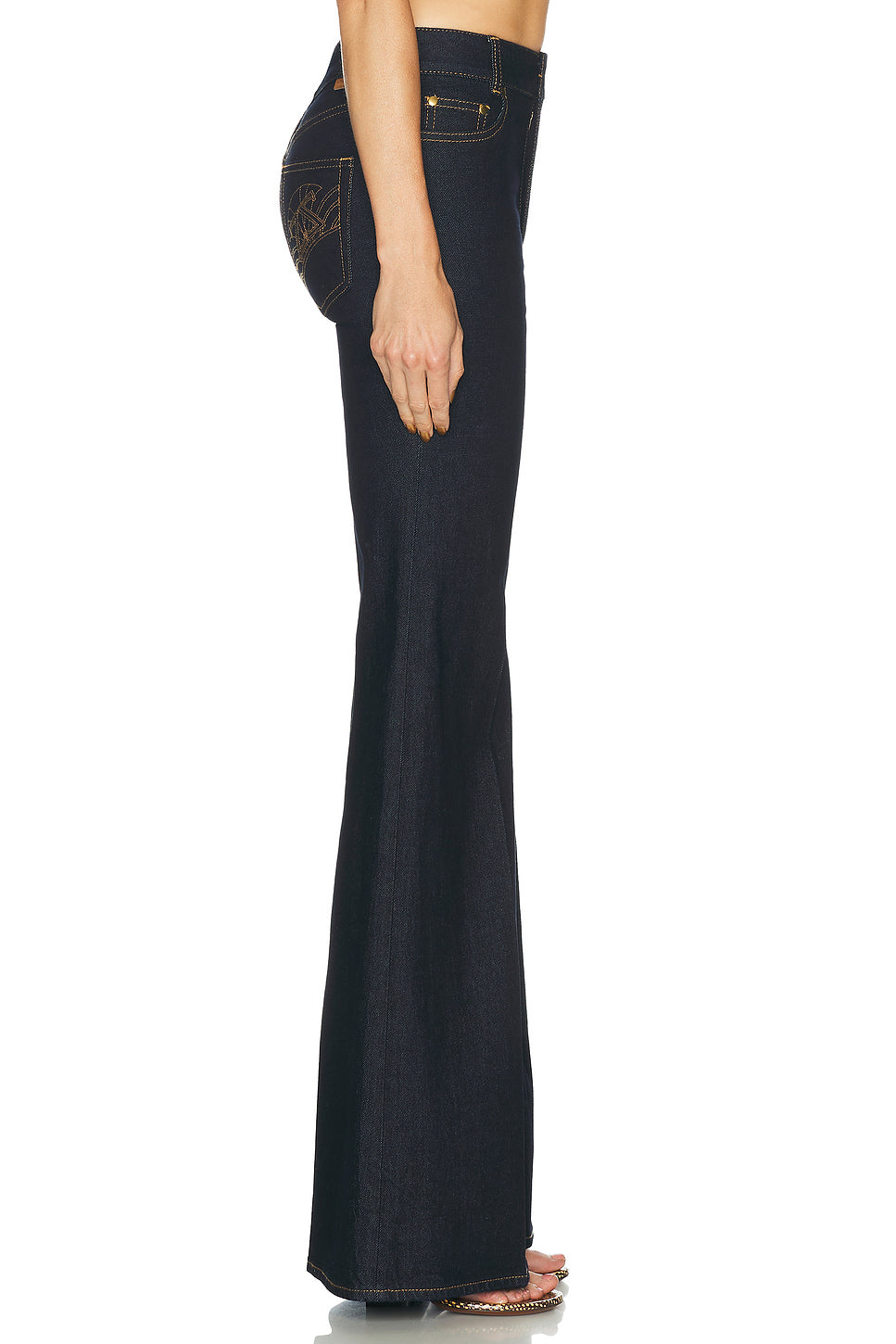 Slim Flare Leg