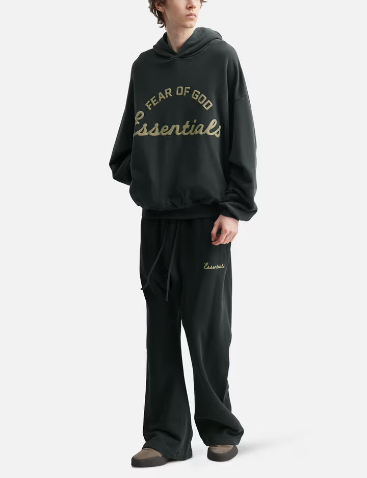 Training Classic Flare Sweatpant