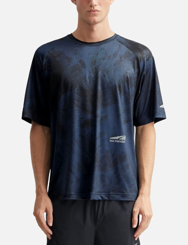 Altra × AND WANDER Graphic Short Sleeve T-Shirt
