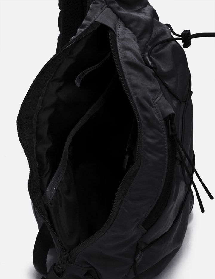 NYLON B CROSSBODY RUCKSACK