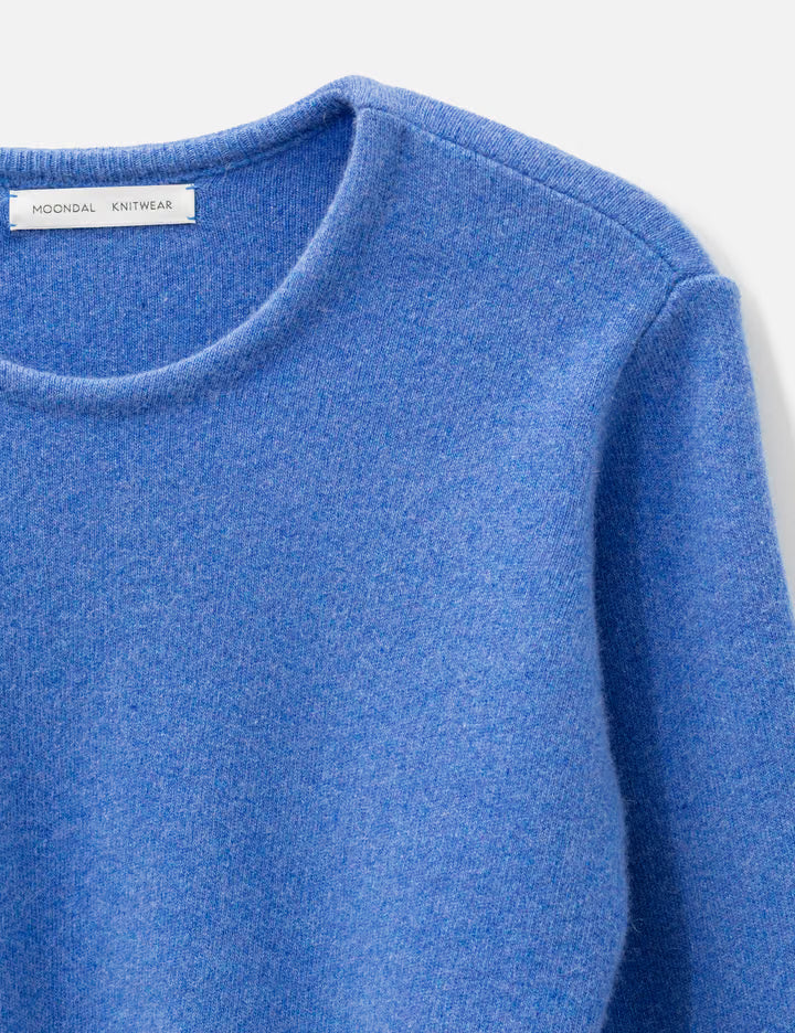 Basic Round Knit In Blue