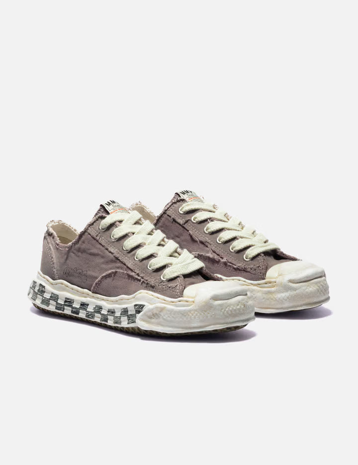 Hank Graffiti Sole Low-Top Sneakers