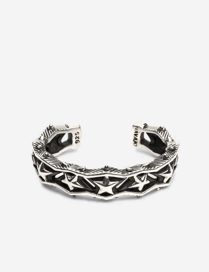 Heavy Opposing Solid Star Cuff