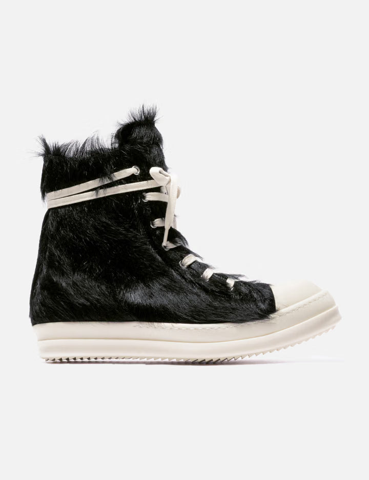 Hi Sneaks In Calf Pony