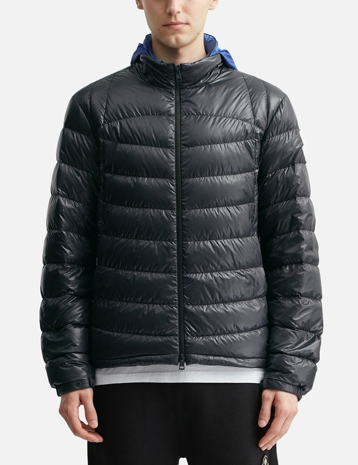 Galeso Hooded Curvy-Quilted Short Down Jacket