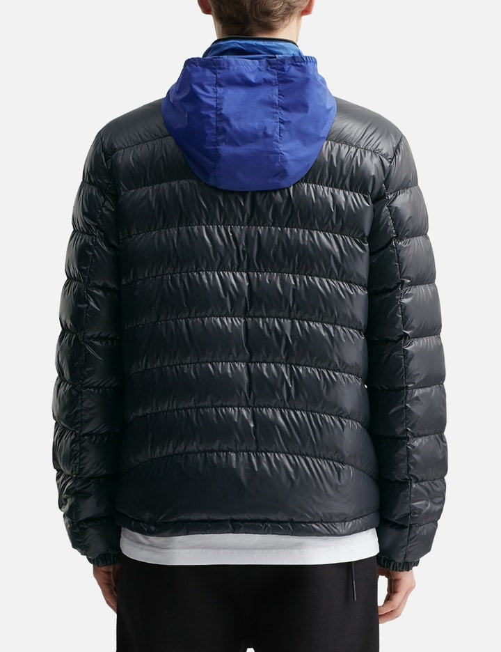 Galeso Hooded Curvy-Quilted Short Down Jacket