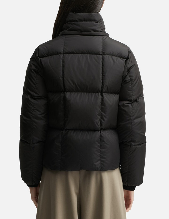 Castelnou Square-Quilted Hooded Short Down Jacket