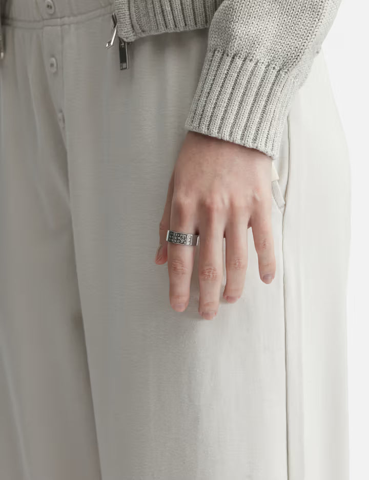 Numeric Minimal Signature Ring