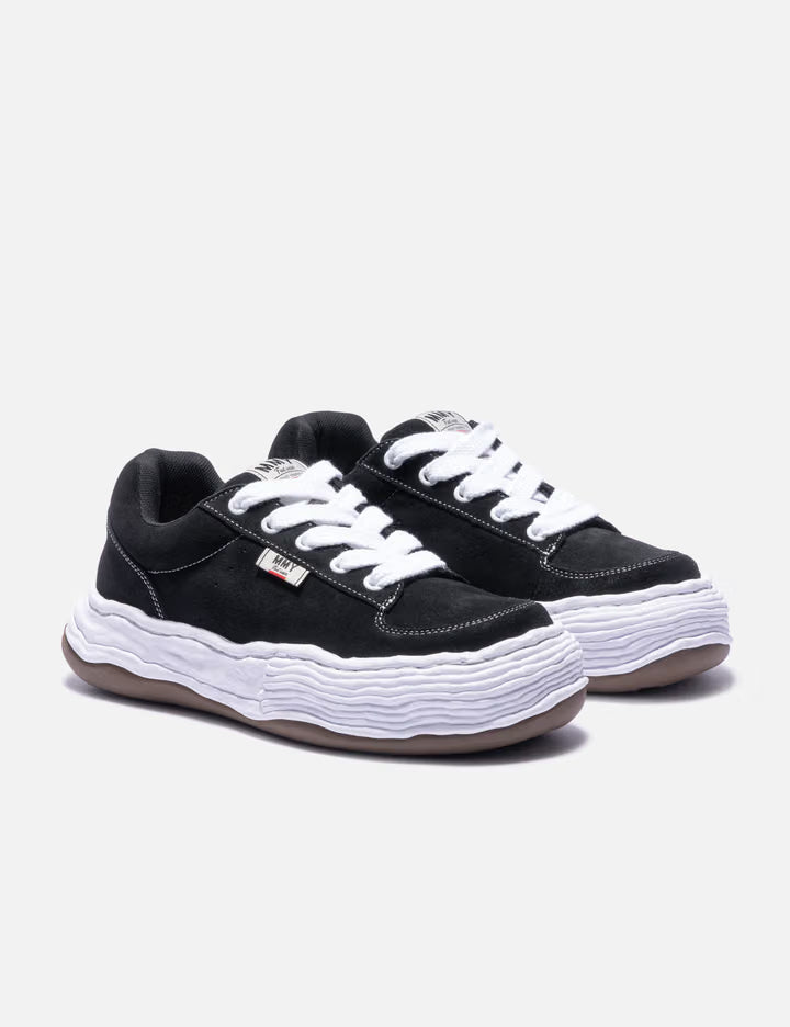 "OLIVER" OG Sole Suede Low-Top Sneakers