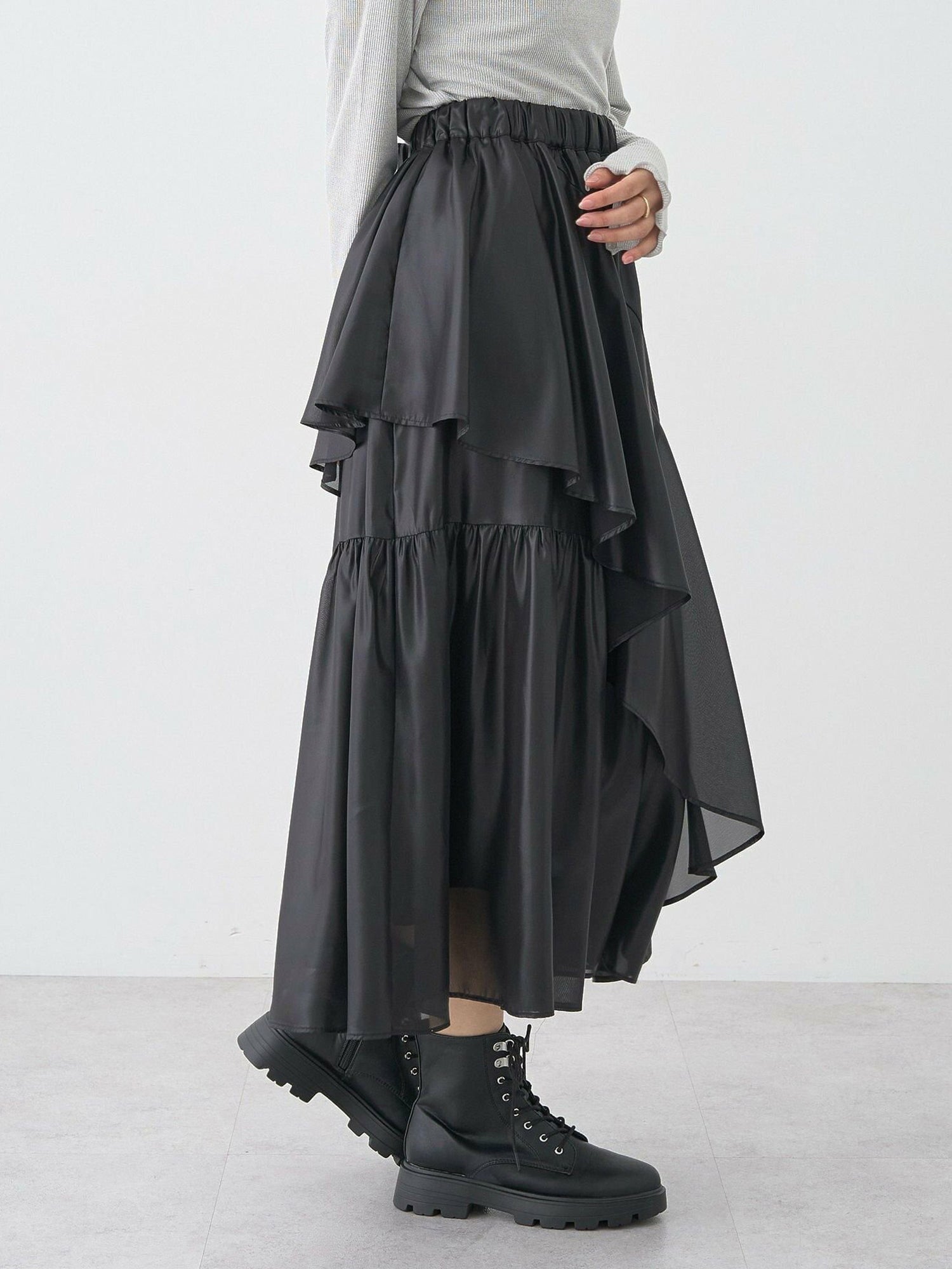 Himari Shiny Ruffle Skirt