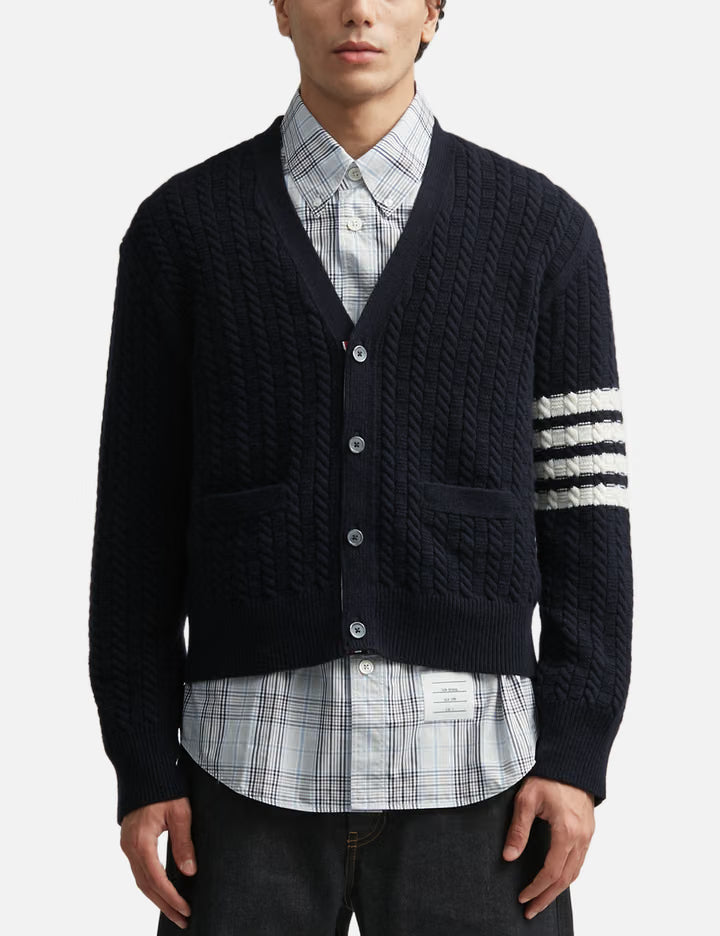 Relaxed Cable Stitch 4-Bar Cardigan