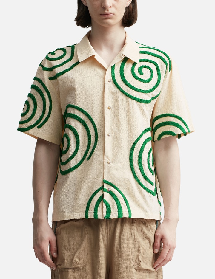 SWIRLS SHORT SLEEVE BUTTON UP