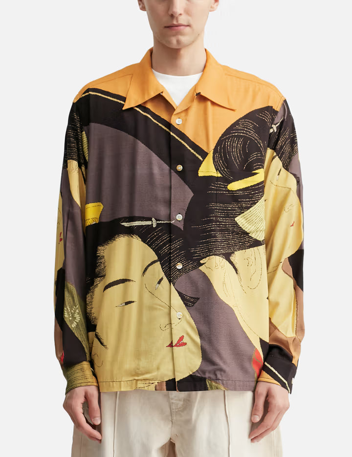 The Bijin At The Mirror Hawaiian Shirt