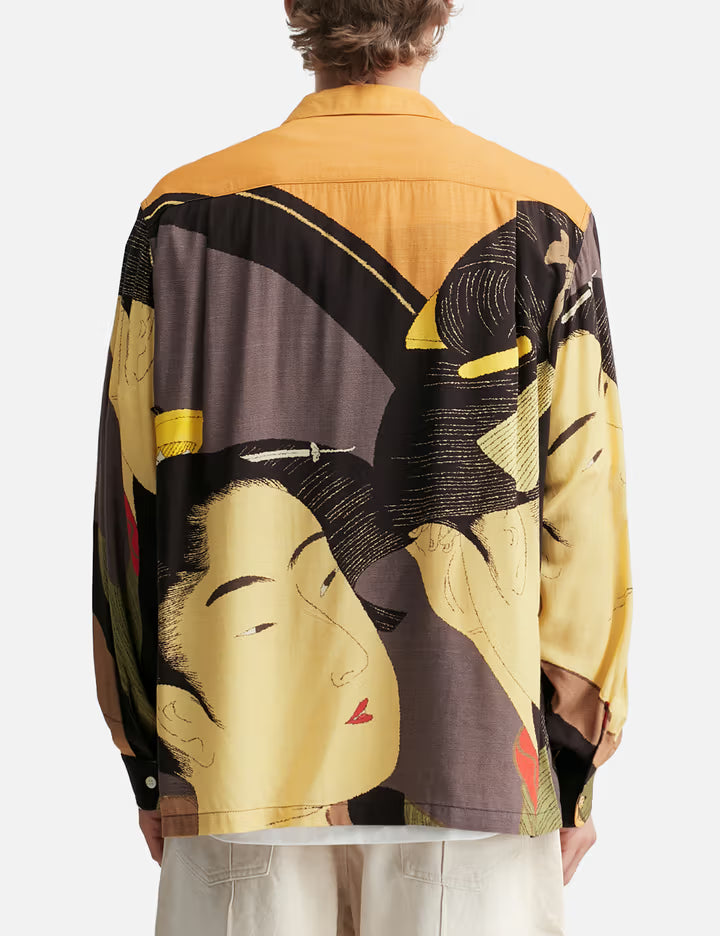 The Bijin At The Mirror Hawaiian Shirt
