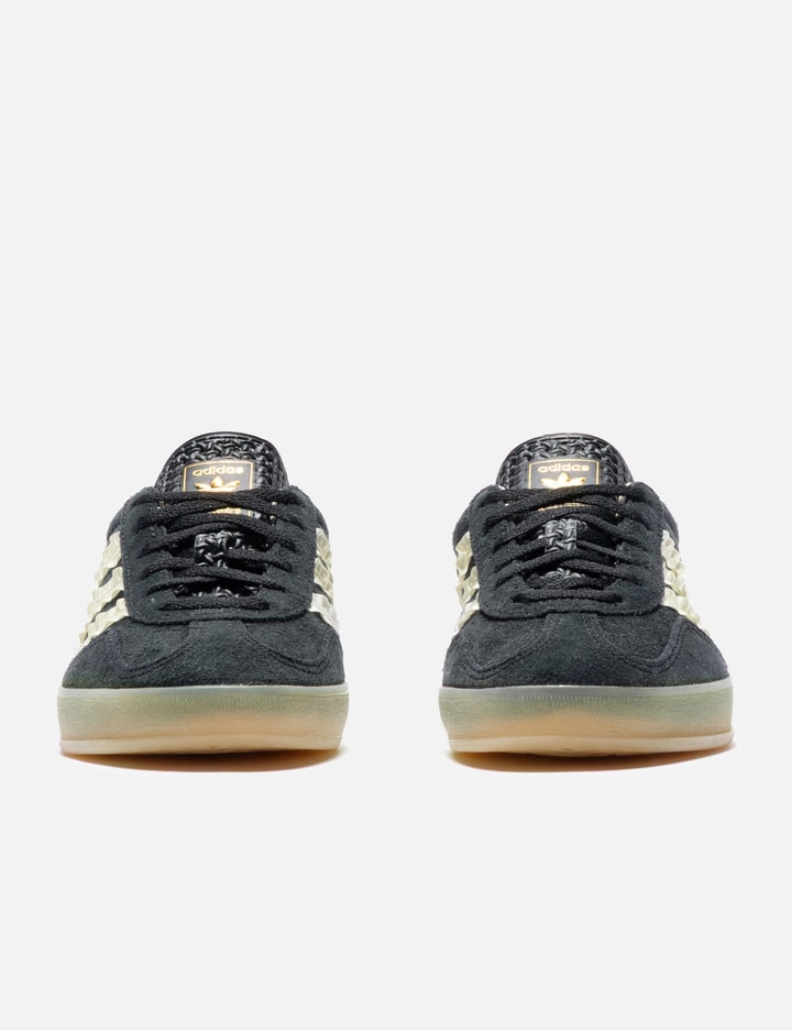 Gazelle Indoor