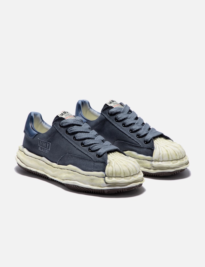 Blakey Low Top Sneakers