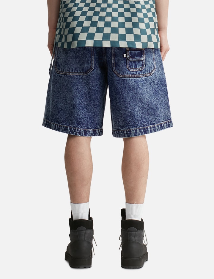 BAGGY SHORTS WITH BELT