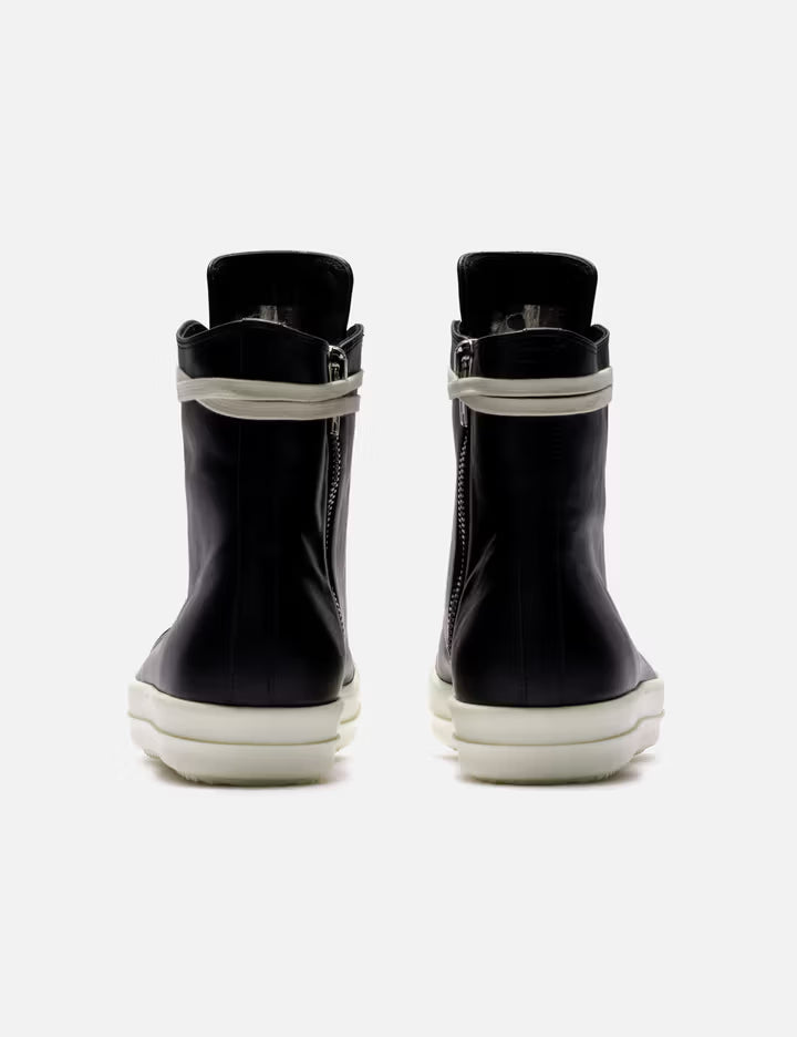 Sneaks