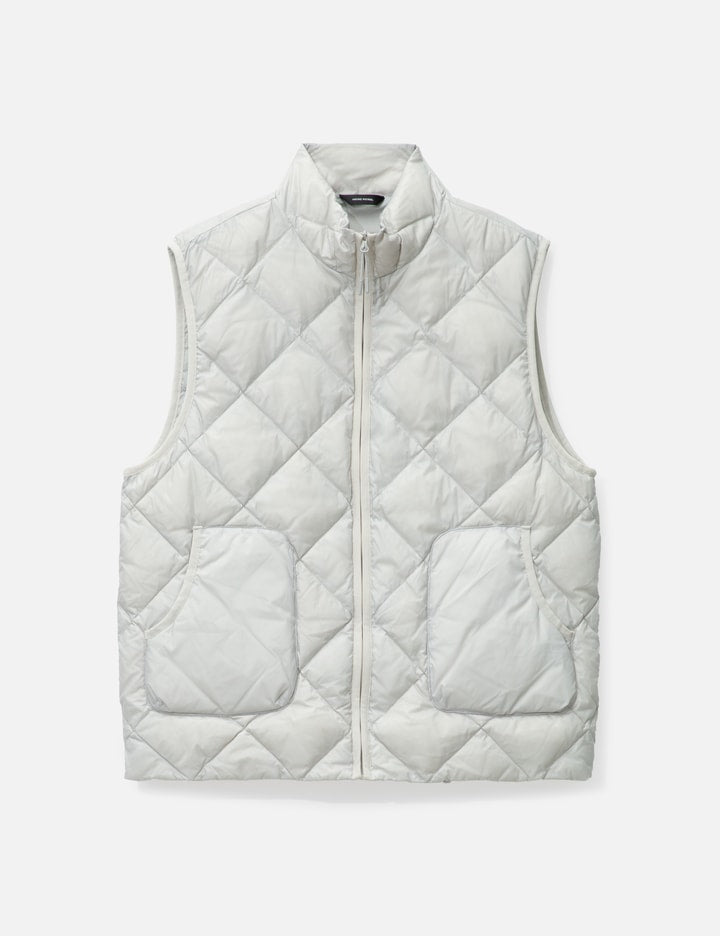 LIGHT DOWN VEST