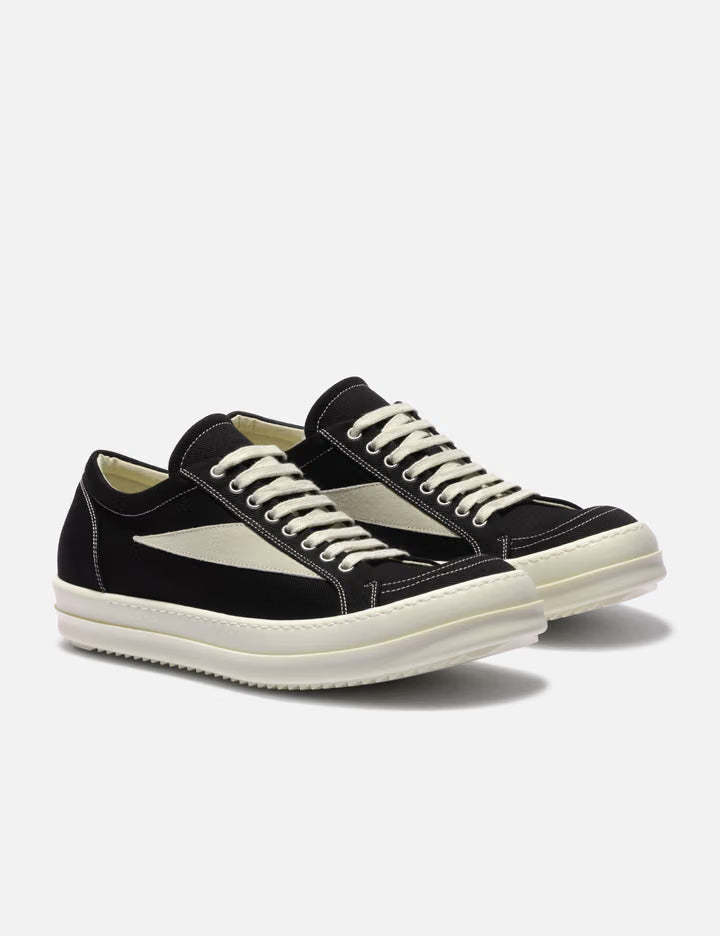 VINTAGE SNEAKS