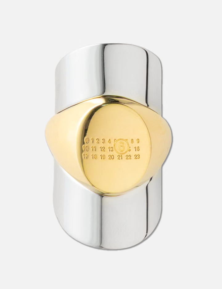 Vitrine Signet Ring