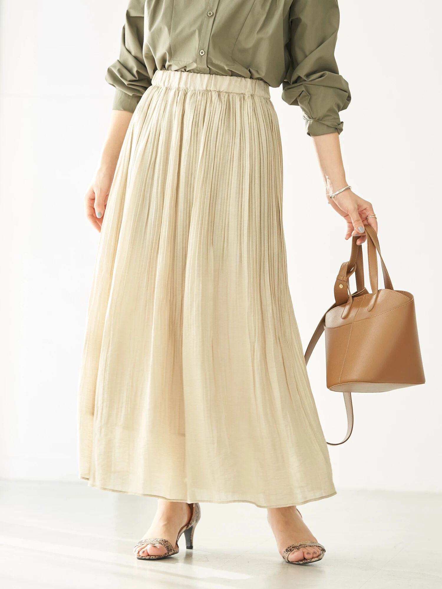 Shinju Erasing Pleated Skirt