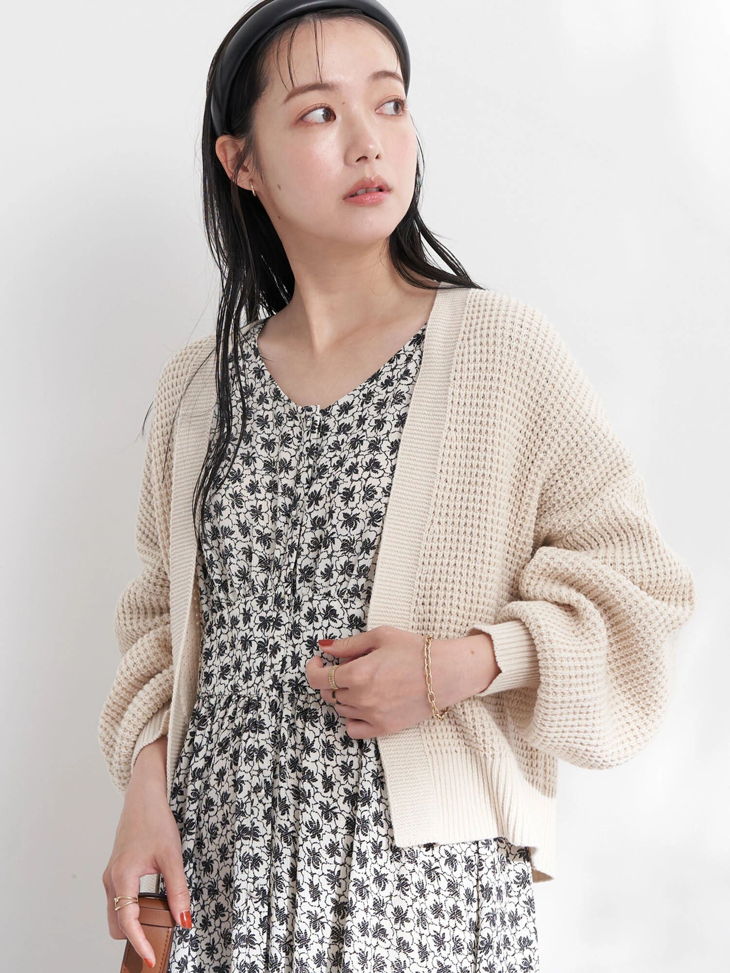 Arizu Short Loose Cardigan