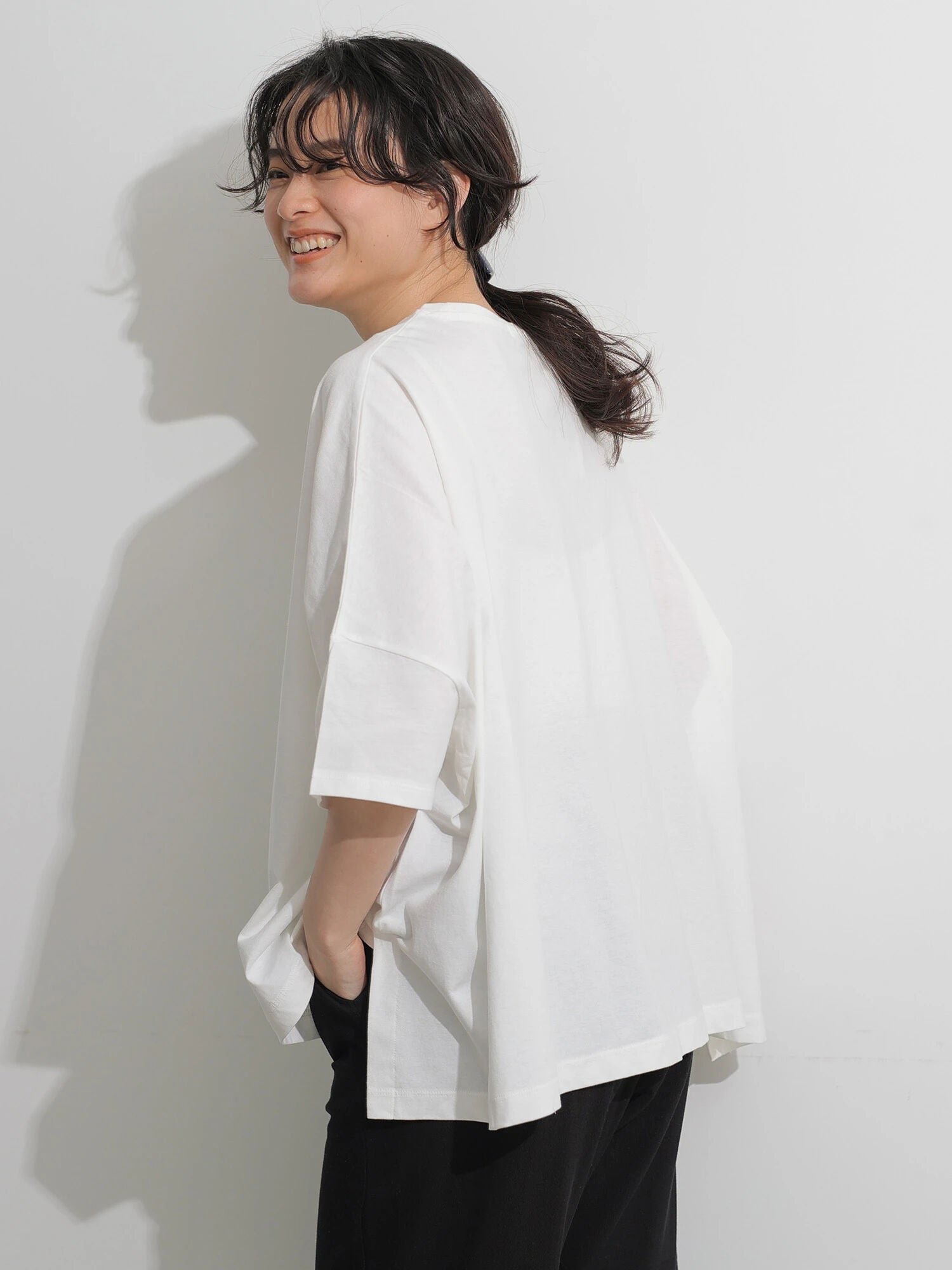 Naoko Wide Short Sleeves Blouse