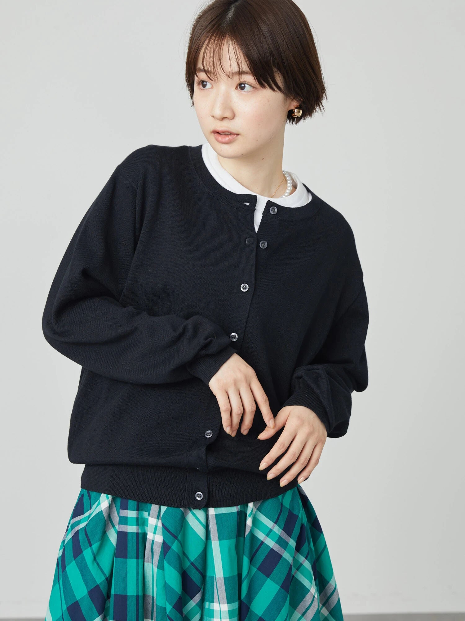 Tevy Crew Neck Knit Cardigan