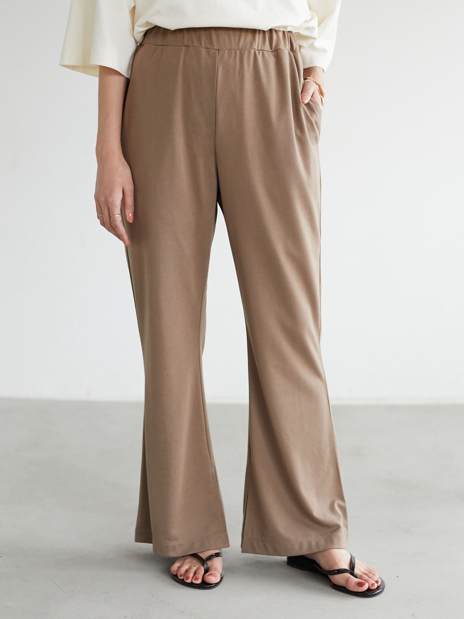 Vera Flared Cut Pants