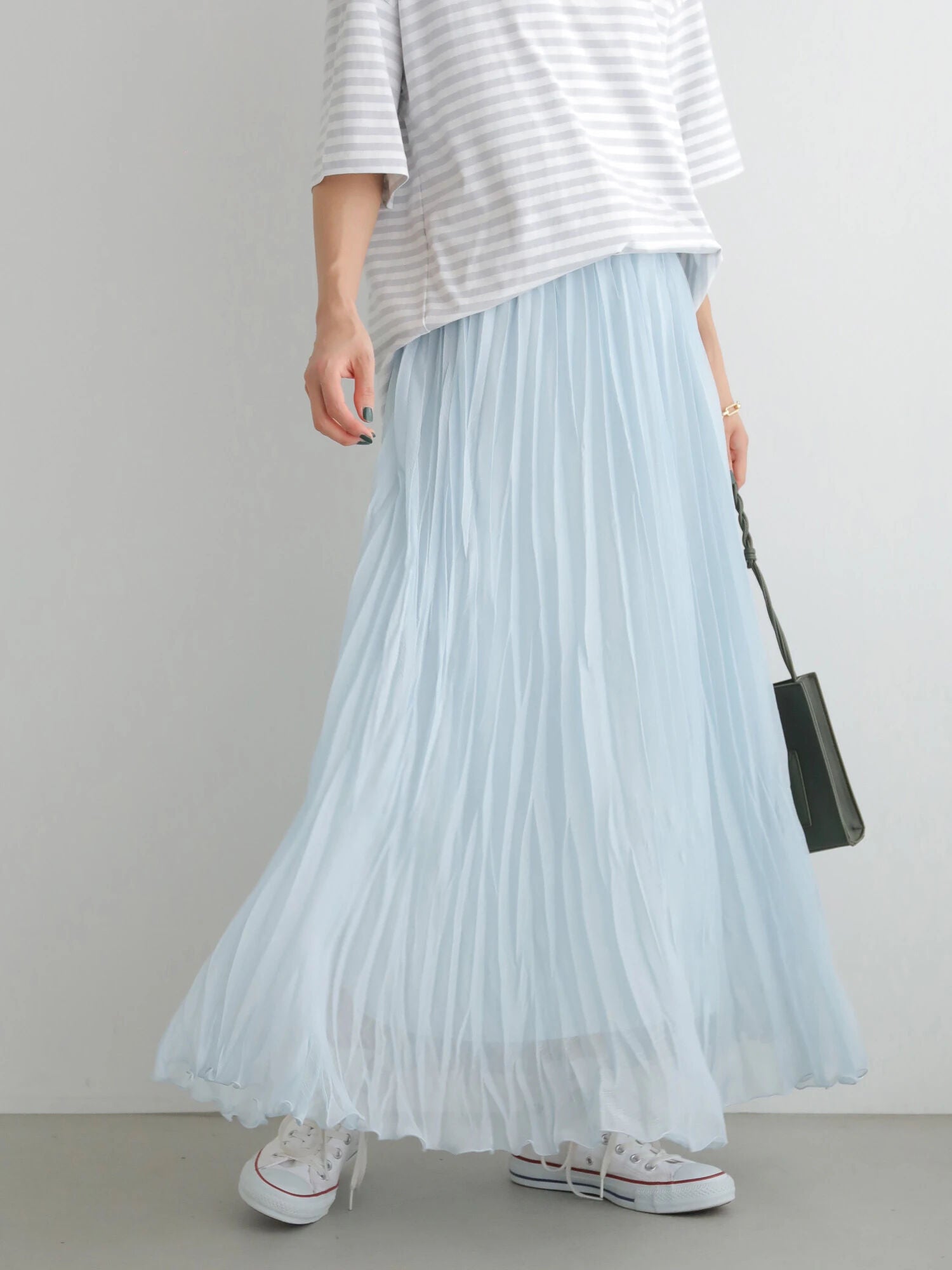 Sofia Shiny Pleated Skirt