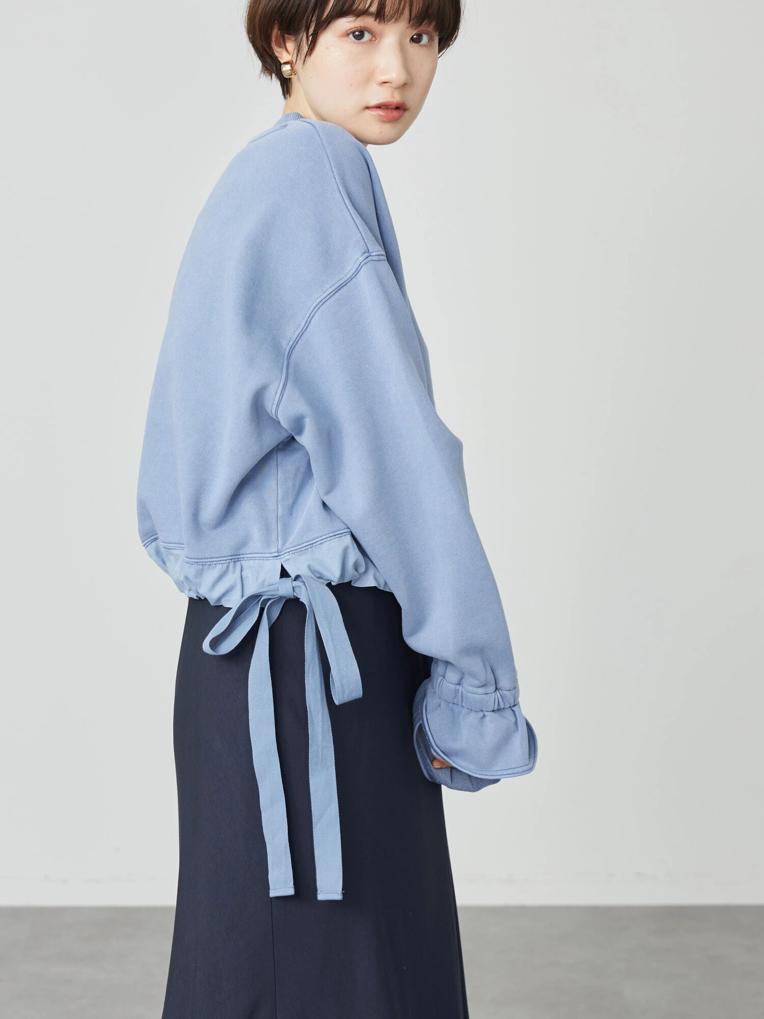 Edeva Side Ribbon Sweatshirt