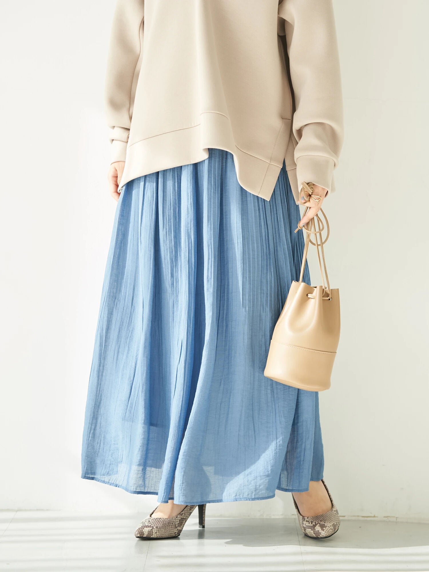 Shinju Erasing Pleated Skirt