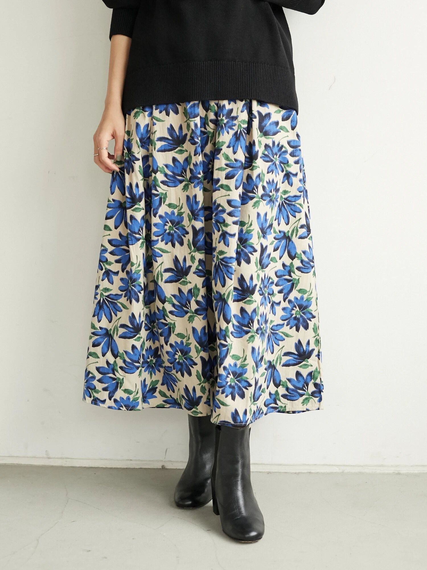 Dara Flower Print Skirt