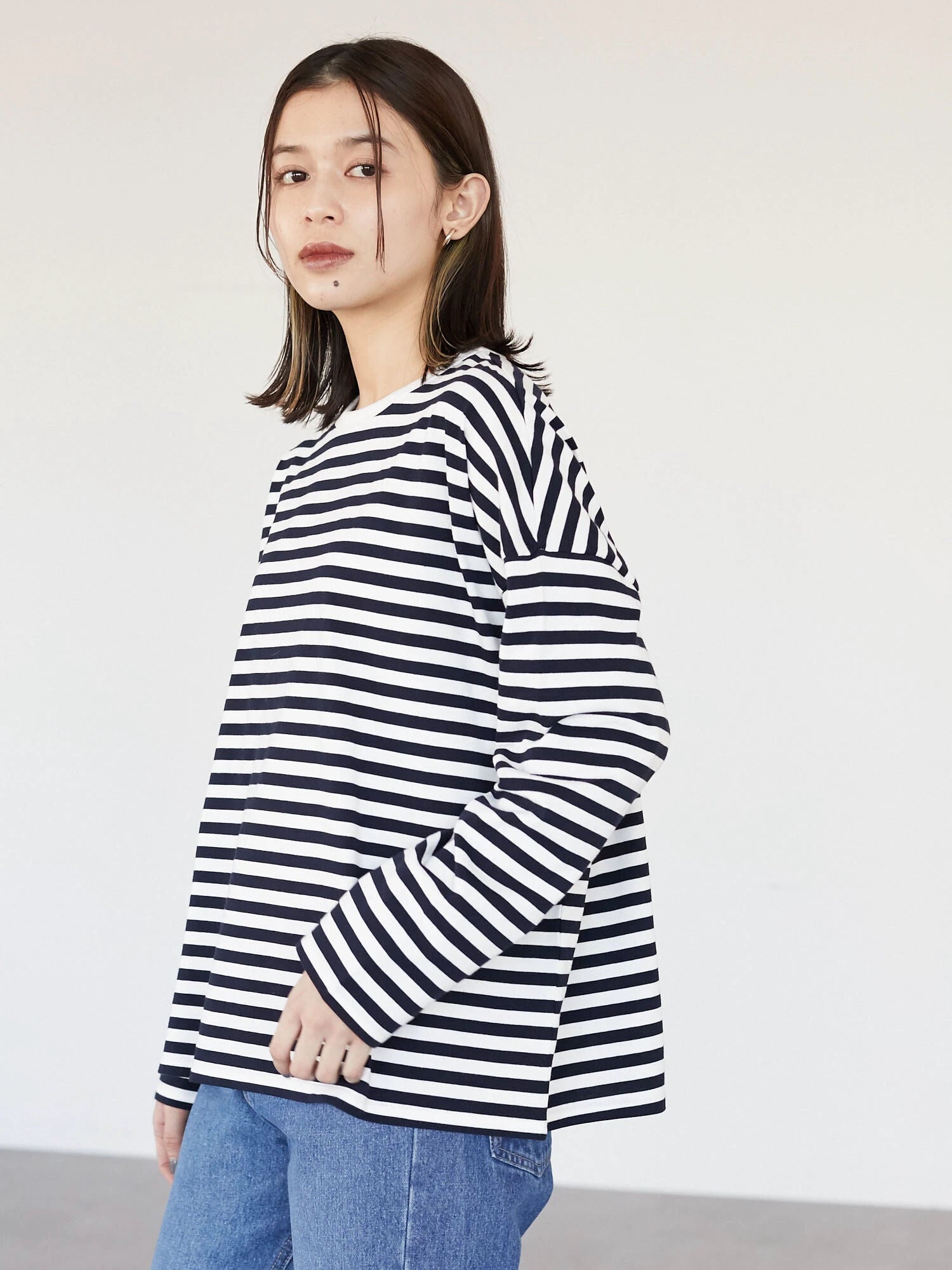 Neva Crew Neck Border T-shirt