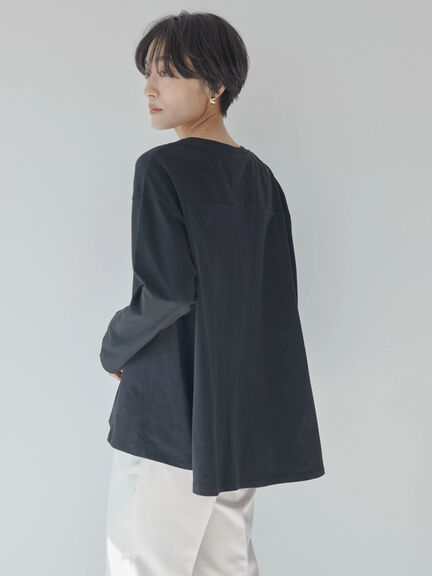 Adsila Back Flared Cut Pullover