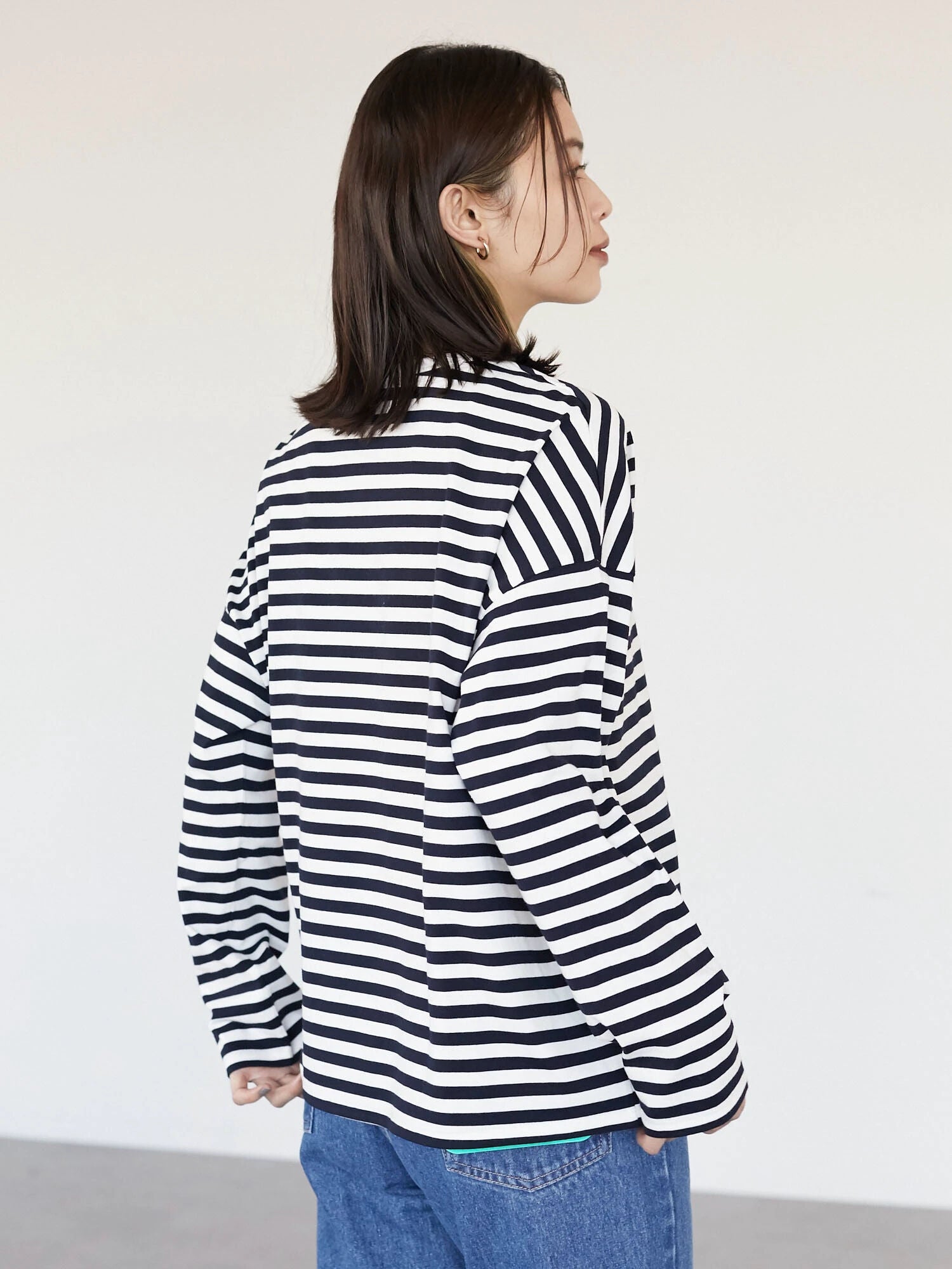 Neva Crew Neck Border T-shirt