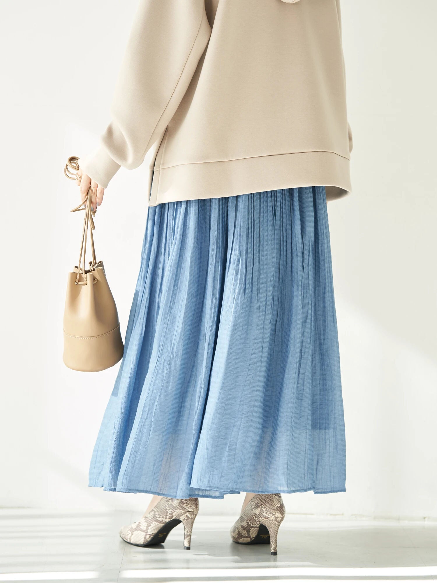 Shinju Erasing Pleated Skirt