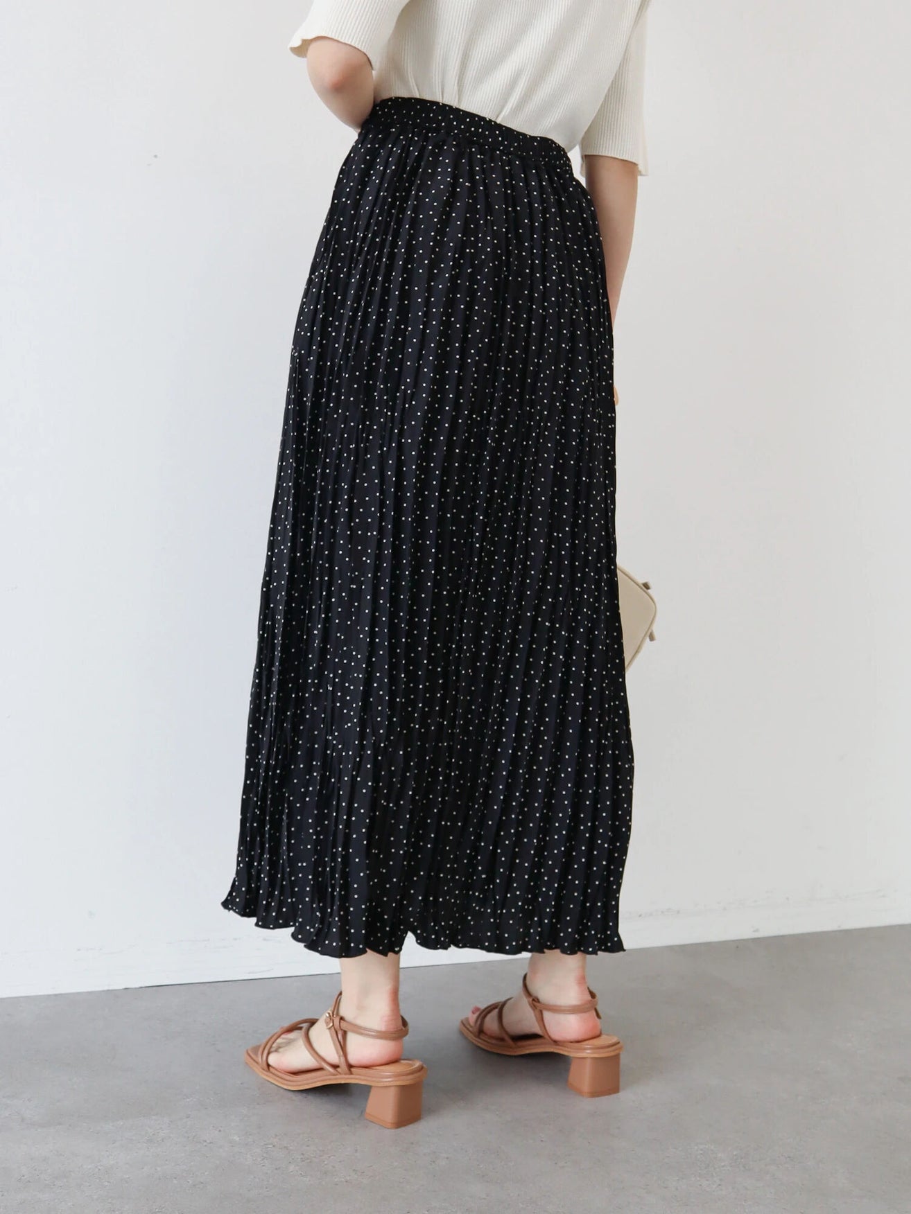 Abey Pleated Skirt