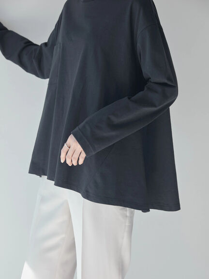 Adsila Back Flared Cut Pullover