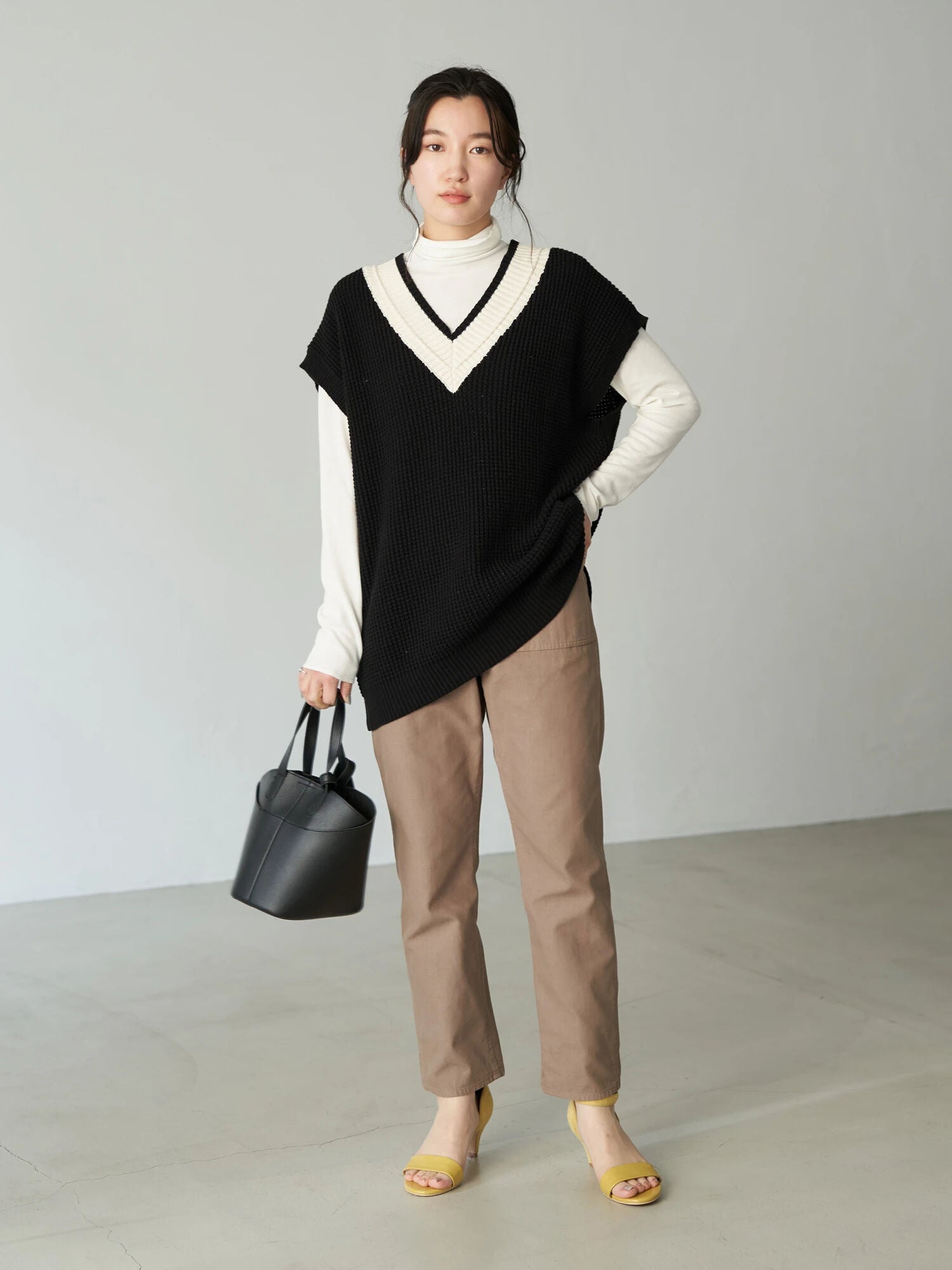 Oaka Waffle Knit Vest