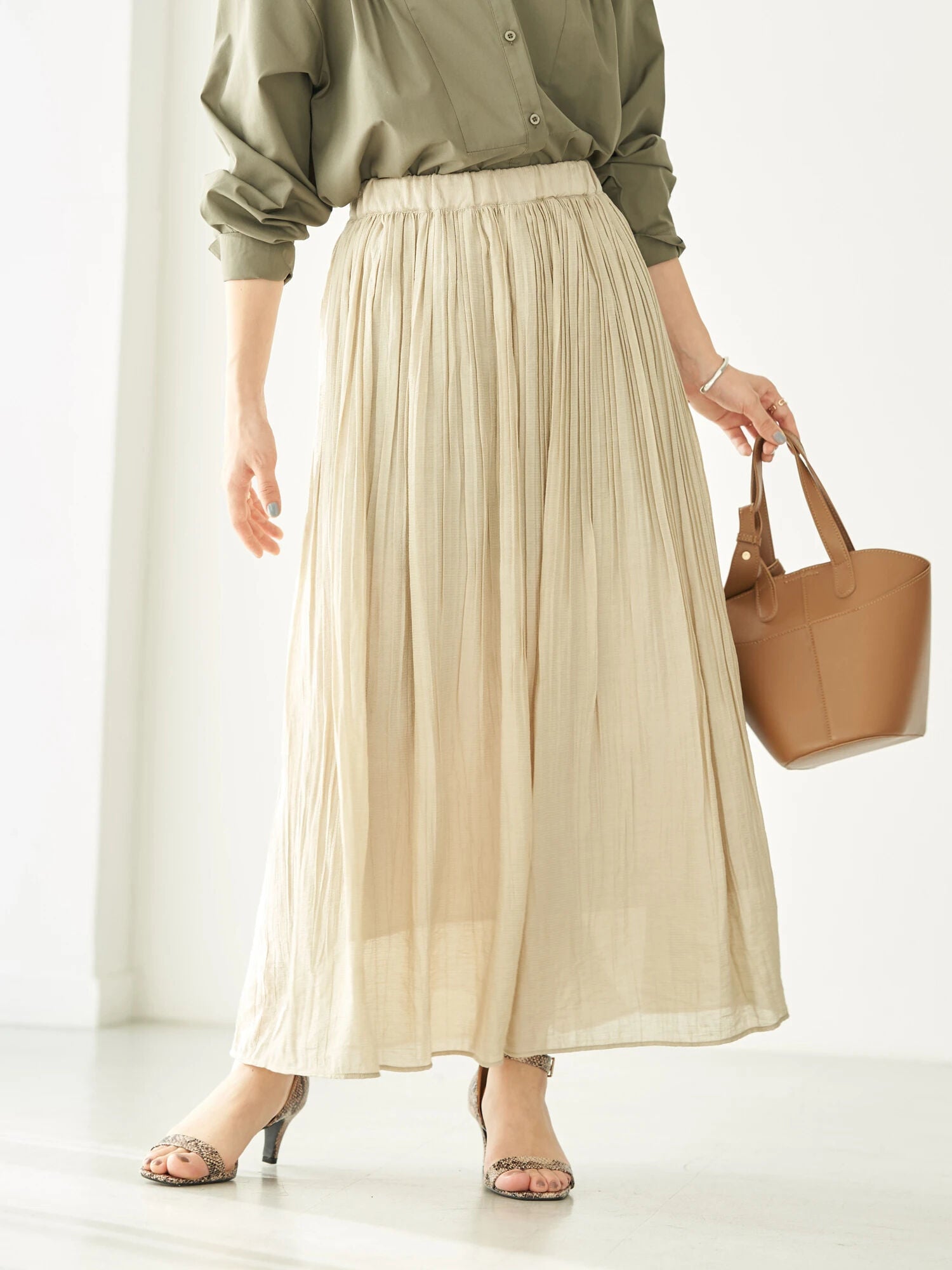 Shinju Erasing Pleated Skirt